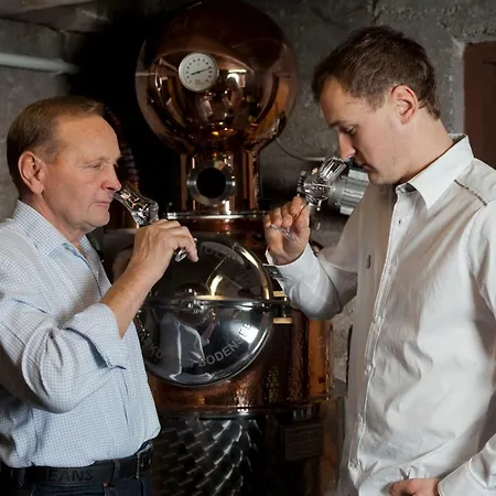 Moserhof مزرعة للإقامة